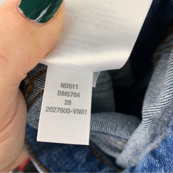 Madewell Mid Rise Perfect Vintage Jean Ainsdale Wash Knee Rip Edition Size 28 - Picture 12 of 12